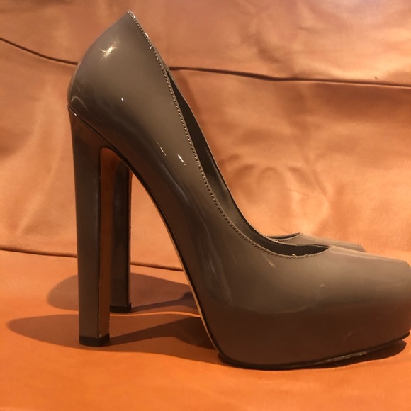 Brian Atwood New Maniac Pumps - Picture 3 of 7